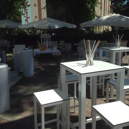 Hotel Arianna 2*